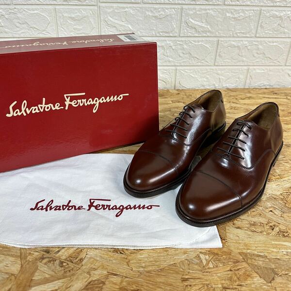 Salvatore Ferragamo サルヴァトーレ フェラガモ レザー ストレートチップ キャップトゥ 革靴 8D ブラウン イタリア製 箱付き 未使用