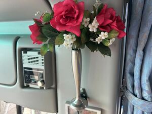★TK0531A観光バスから外しましたステンレス花瓶＆造花