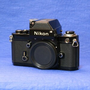 NIKON F2 フォトミックファインダー ボディ ブラック ボディキャップ付き(ニコン/フィルムカメラ/35mm/一眼レフ/黒/中古品/送料無料)