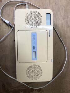 TOSHIBA　CD ラジオ　TY-CR22