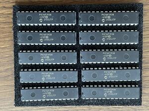 PIC microcomputer PIC16F1938-I/SP 10 piece set 