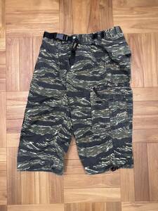 90s HOBO tiger camo cargo shorts