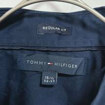 TOMMY HILFIGER トミーヒルフィガー　長袖シャツ シンプル無地 ワンポイントロゴ　ネイビー　レギュラーフィット　サイズ15 1/2-32/33_画像5