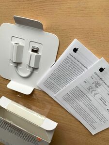 Apple Lightning 変換アダプター ヘッドフォンジャックアダプター 