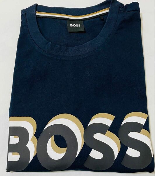 HUGO BOSS 未使用　メンズ　tシャツ M (定価¥19,800) ネイビー
