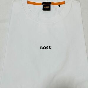 HUGO BOSS 未使用　メンズ　tシャツ XL (定価¥14,300 少し汚れあり