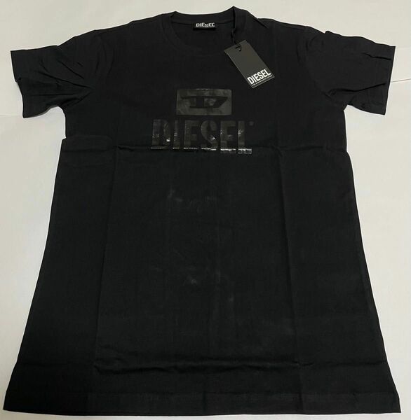 DIESEL 新品未使用　メンズ　tシャツ M