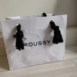 ② MOUSSY ショップ袋 (大)