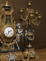 最高級 イタリア Imperial インペリアル社 大理石 エンジェル 天使 真鍮 オルモル装飾 手巻き テンプ式 マントルクロック 置時計 燭台 一対_画像5