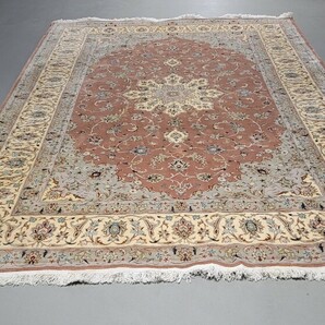 ペルシャ絨毯 100%手織り本物保証 未使用品 ケルマン産 工房サイン有り綺麗な状態 サイズ:355cm×240cmの画像2