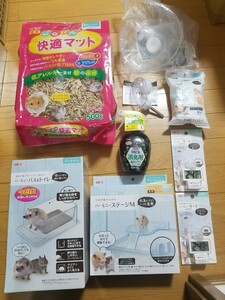 【未使用!】ハムスター や デグー ハリネズミ に! ハーモニーステージM バス&トイレ 回し車 などの飼育用品をまとめて! グラスハーモニー