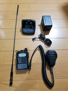  beautiful goods! Yaesu dual band FM transceiver VX-6 radio reception OK. wireless receiver as end test therefore junk treatment transceiver transceiver wireless 