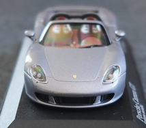 @@@ 1/43 ミニチャンプス ポルシェ カレラGT 2003 グレーメタリック（PORSCHE Carrera Minichamps）_画像8