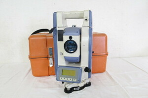 B. Nikon FALDY-10i トータルステーション 測量機器 ハードケース付き 7005151011