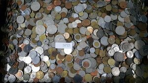 SP23　外国コイン、アメリカ、ユーロ、中国、韓国など小銭、雑銭　11,656g　11.5kg以上　※同梱発送不可※