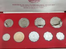 0503B249　世界のコイン　記念硬貨　おまとめ　ジャマイカ　マルタ島　1976_画像8