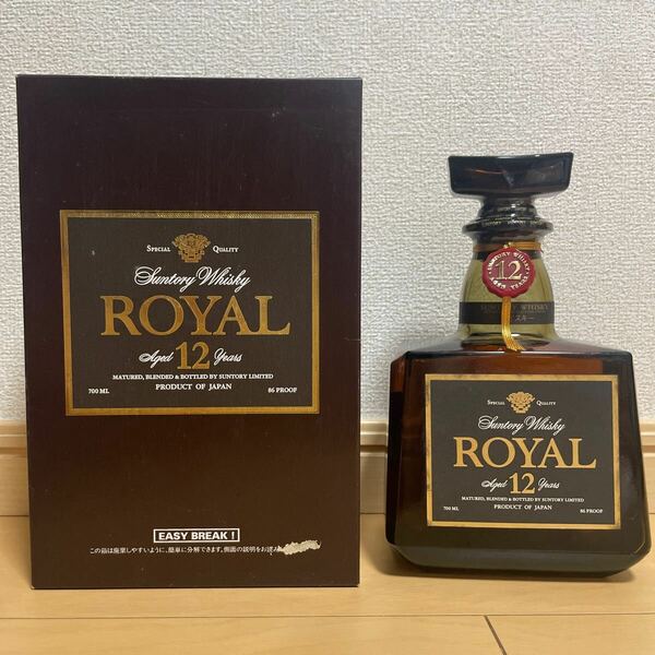 送料込　未開栓　古酒 サントリー SUNTORY ローヤル ROYAL ウイスキー WHISKY 700ml 43% 12年