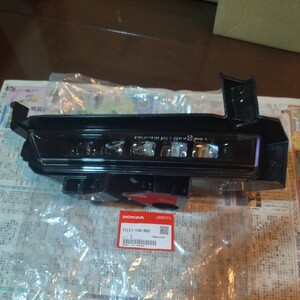 ホンダ ステップワゴン スパーダ RP3 後期　左フォグランプ　LED　スタンレーW3742　33950-T6A-003 LH