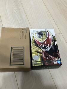 仮面ライダーキバ エンペラーフォーム 真骨彫