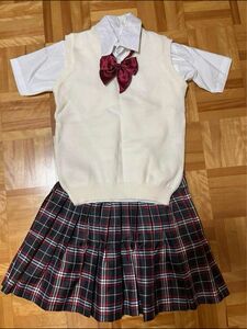 制服　女子高生　高校　スカート　ベスト　リボン付き　コスプレ　高校制服3点　JK