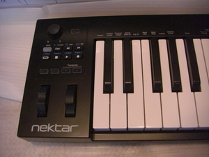 Nektar Impact GX61　中古　MIDIキーボード