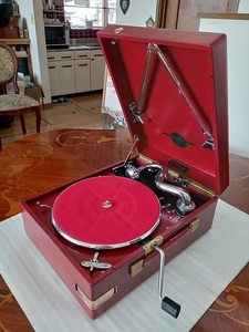 ! beautiful goods! Colombia portable gramophone No208( service completed, musical performance animation attaching )