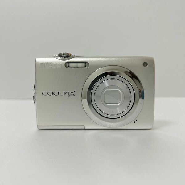 Nikon COOLPIX S3000 デジタルカメラ ジャンク