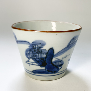 [. seat ] old Imari soba sake cup blue and white ceramics landscape map Iwanami writing expectation Edo period <*571