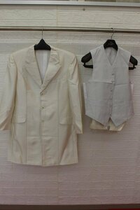  first come, first served! postage payment on delivery *3000 jpy uniformity sale * used * tuxedo *J-1221-53*YM* eggshell white 