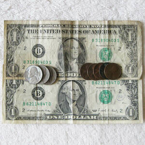 ■ アメリカ ドル 紙幣 硬貨　$ 2.2　1ドル札x2　5セントx3　1セントx5　裏面 ミントマークD