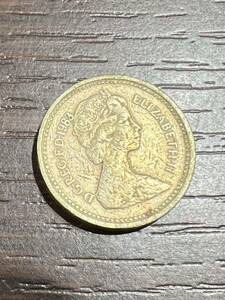 イギリス 1983 1ポンド 外国コイン 硬貨 アンティーク 流通/現状品 送84 同梱可