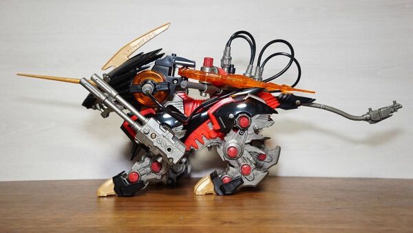 トミー　ZOIDS エナジーライガー