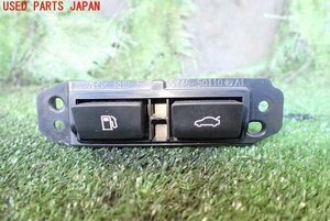 5UPJ-96226312]レクサス・LS500h(GVF55)スイッチ7（フューエル＆トランクオープナー） 中古