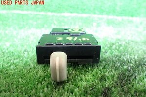 5UPJ-97626311]ハイエースバン200系(GDH201V)スイッチ6 (リアエアコン調節) 中古