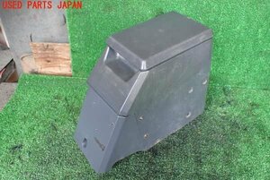 5UPJ-98477540]ランクル70系(HZJ77V)センターコンソール 中古