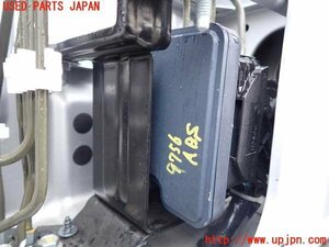 5UPJ-97564040]NV350 キャラバン バン(VW2E26)ABSアクチュエーター 中古