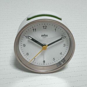 Braun ブラウン 置時計　ホワイト　白　新品未使用　長期保管 目覚まし時計 静音 BC12PW