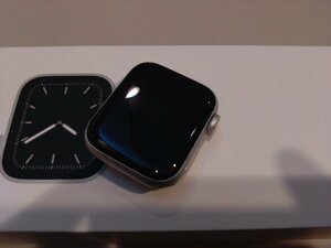 ☆Apple Watch Series5 40mm GPSモデル MWRX2J/A 中古品☆