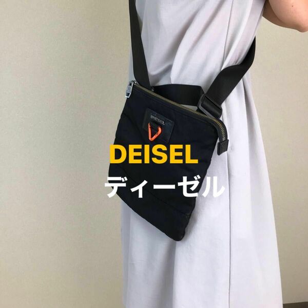 ディーゼル　DEISEL ショルダーバッグ ブラック 軽量 黒　ロゴ　使いやすい　かっこいい　斜めがけ　サコッシュ　クロスボディ