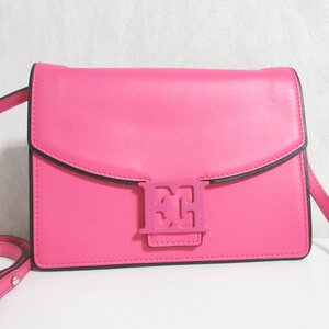  прекрасный товар ESCADA Escada кожа сумка на плечо розовый *