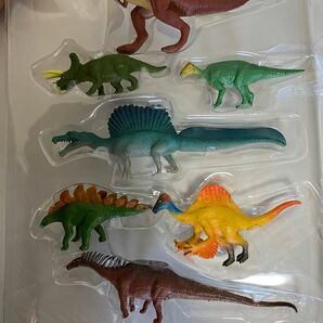 恐竜　フィギュアセット