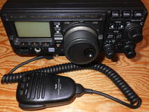 【美品】FT-897D HF～430MHz 100W機 YAESU 電源コード/マイク/取説/元箱（検索用：ヤエス トランシーバー） 送受確認　古いのでジャンク扱_画像2