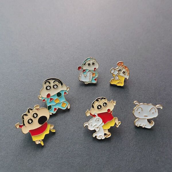 クレヨンしんちゃん ピンバッジ 6点セット