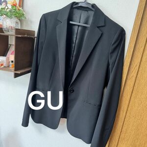 GU ジャケット　黒　就活　リクルート　セレモニー