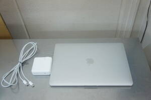 中古 Apple MacBook Pro13インチ, 2020, Thunderbolt 3ポート x 4 i7/32GB/1TB/13 2560×1600 (33)