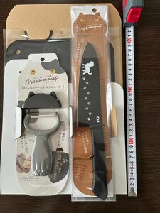 Nyammy ニャミー　猫の包丁　やわらかまな板　ピーラー　３点セット　キッチン器具　貝印　新品　中袋は未開封【発送方法に難あり】