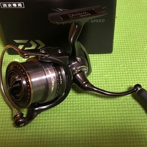 DAIWA 17 STEEZ TYPE-Ⅱ(HI-SPEED)スピニング2500番 ZPIハンドル付き【中古美品】の画像1