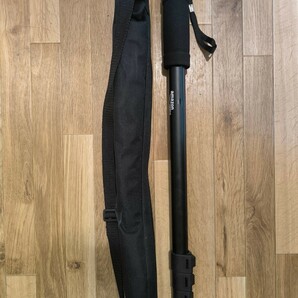 Amazonベーシック 一脚 170cm 4段 中型 アルミ 重量:380g 耐荷重:3kg 高さ:54.5cm~170 cmの画像1