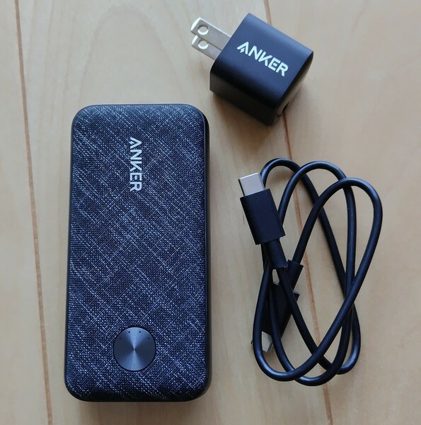 Anker powercore metro 10000mAh モバイルバッテリーと powerport nano3 20w type-c 充電器セットで