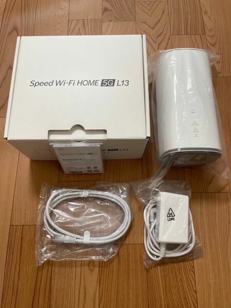 Speed Wi-Fi HOME 5G L13 ホワイト